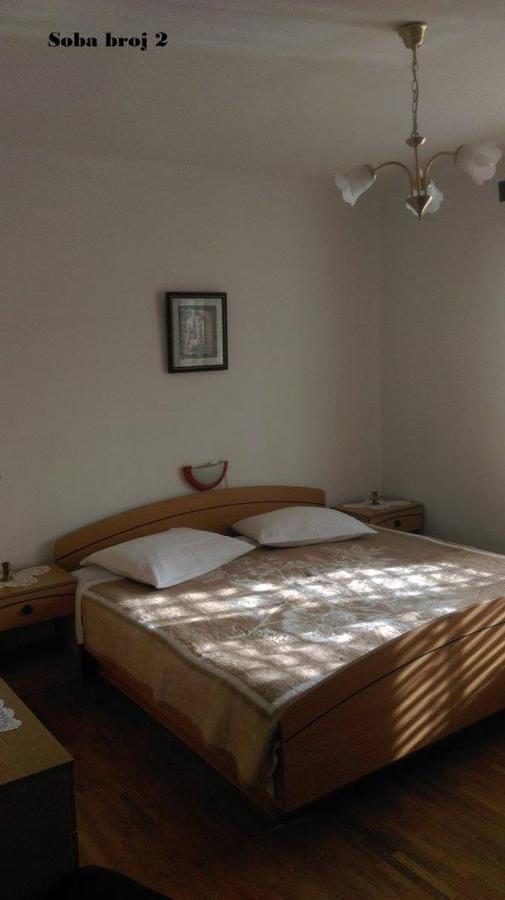 Room Ribica Banjol 外观 照片